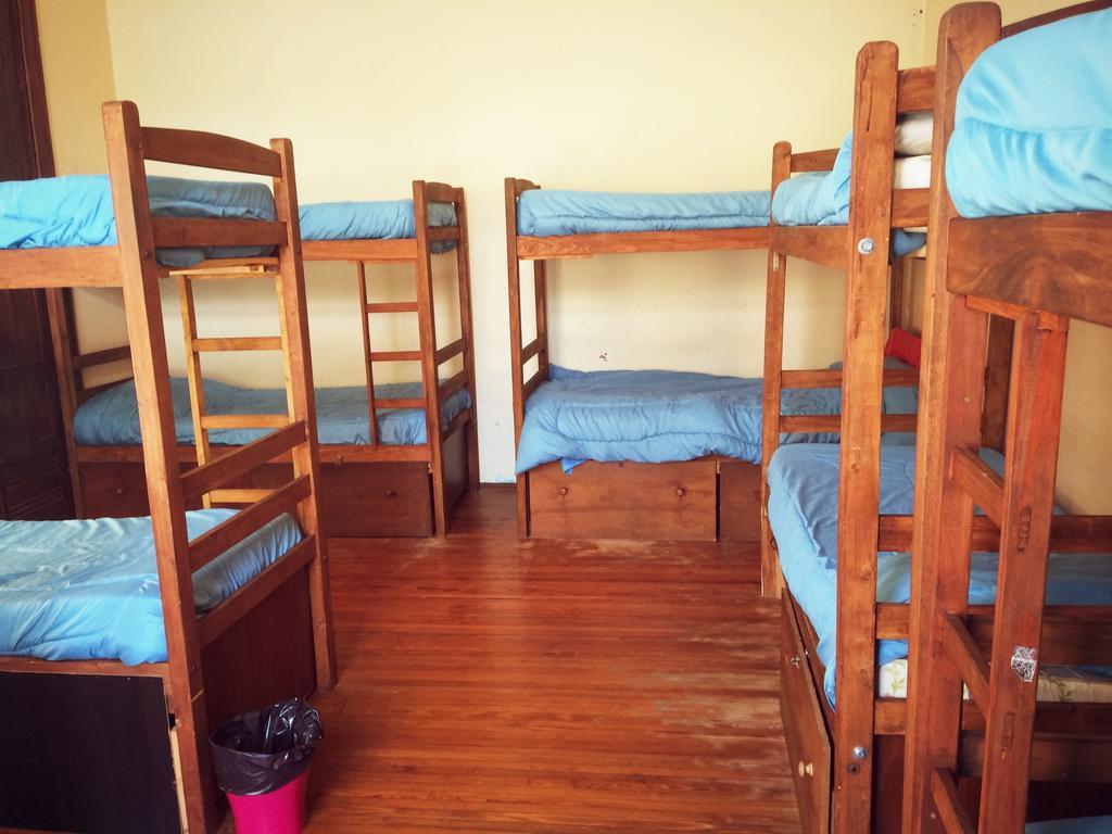 Ukelele Hostel Μοντεβιδέο Εξωτερικό φωτογραφία